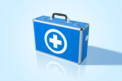 How to prepare a medical travel kit: essentials for every trip